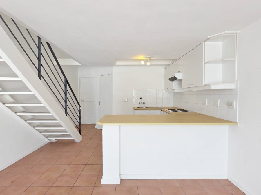 1 Bedroom Property for Sale in Oranjezicht Western Cape